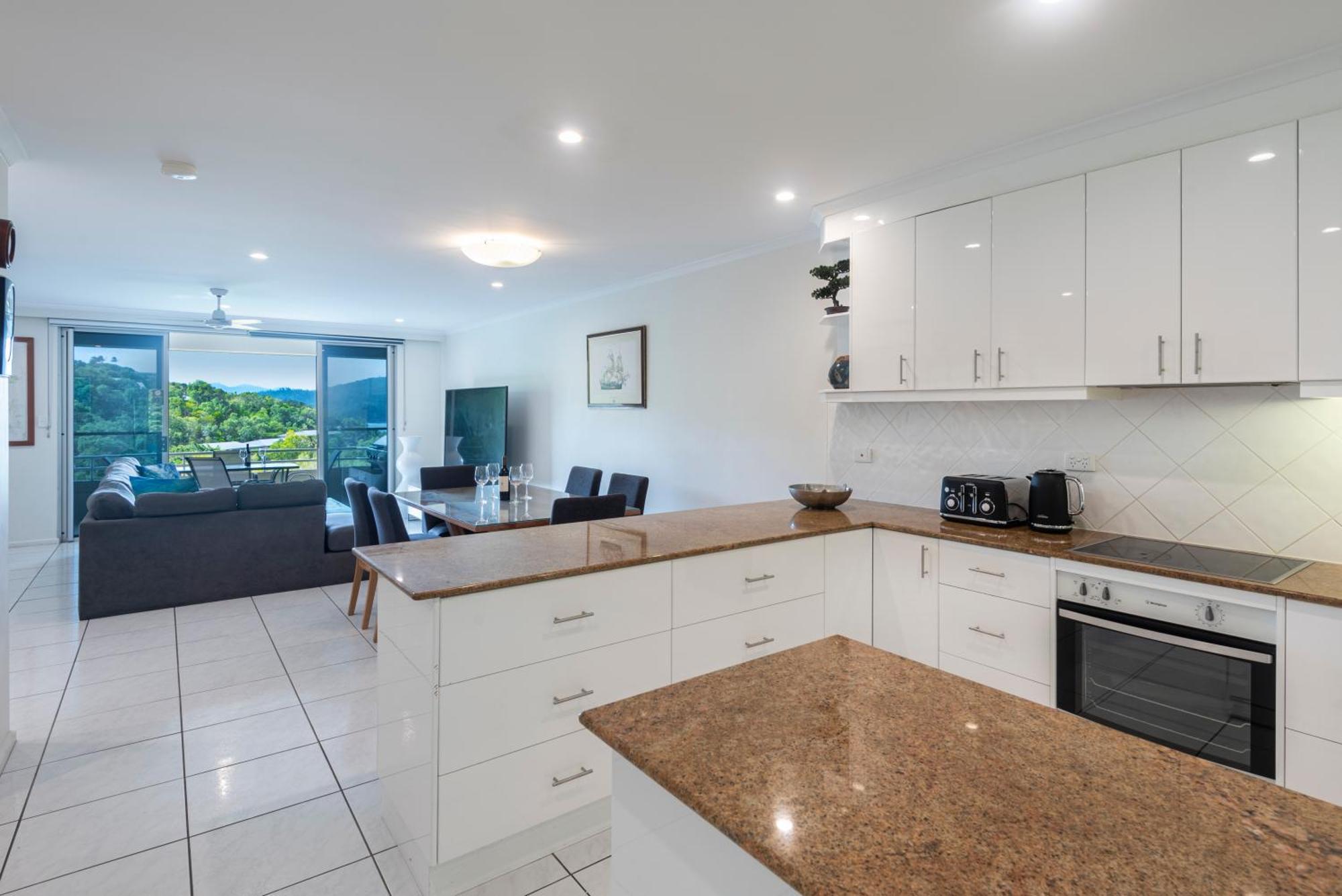 Poinciana Lodge - 2 Bedroom - On Hamilton Island By Hiha Exterior photo